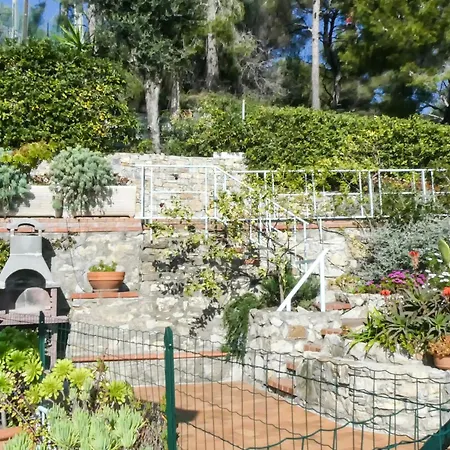 Silvia Al Mare Diano Marina