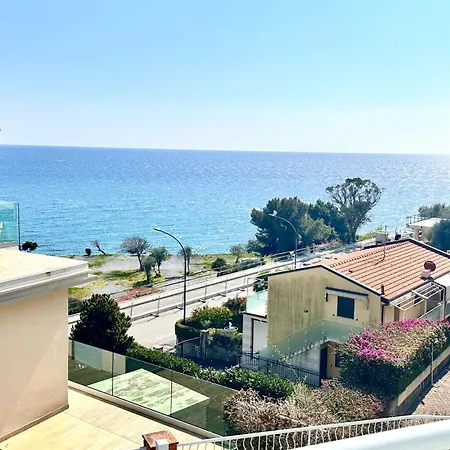 Apartment Silvia Al Mare *