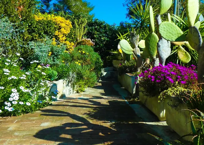 Silvia Al Mare Diano Marina