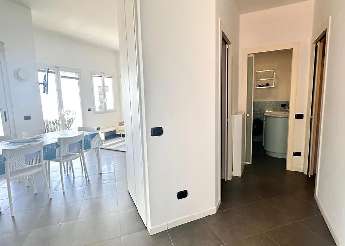 Silvia Al Mare Diano Marina