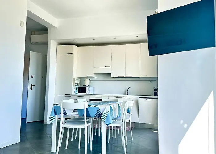 Apartment Silvia Al Mare *